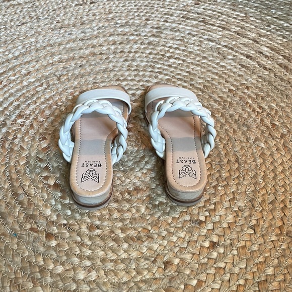 NEW Gorgeous Braided Sandals. Beast Fashion  NWOT - Picture 9 of 9
